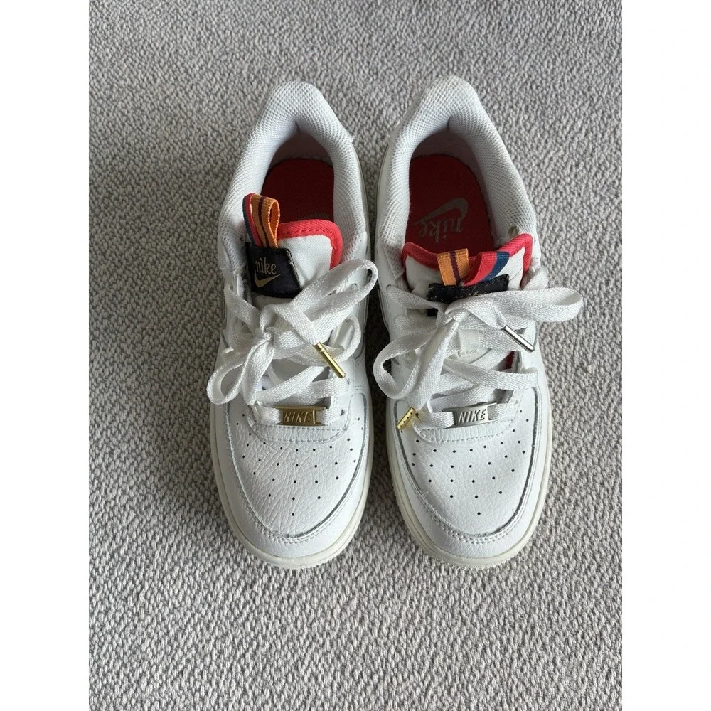 Nike Air Force 1 LV8 Double Swoosh White Gold Silver Sneakers Size 5.5Y - Picture 16 of 16